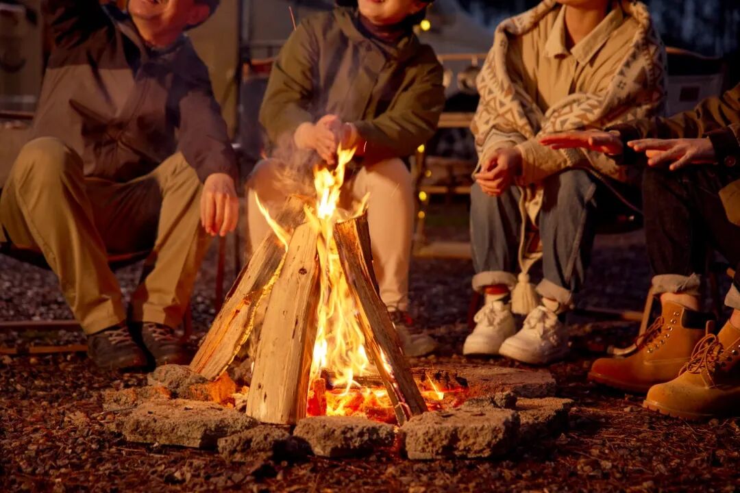 从万人吹到全网锤，稻草人旅行玩脱了