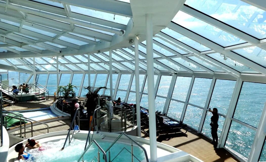 “招商伊敦”号被卖：中国为什么留不住豪华邮轮？