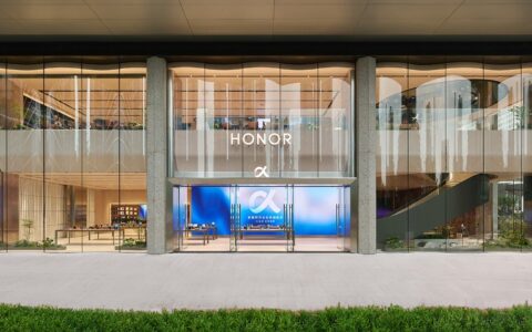 荣耀为何死磕Robot？