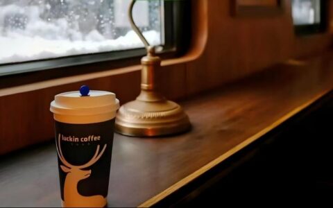 瑞幸的“两难”