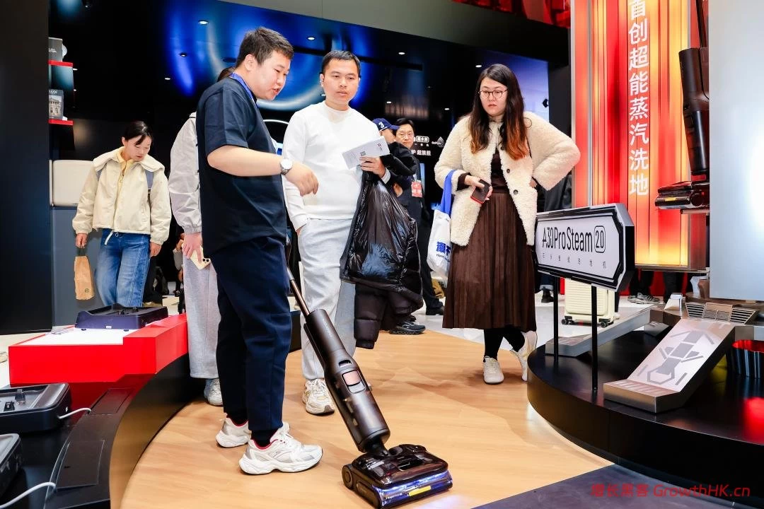 石头科技，为洗地机行业填上“标准答案”