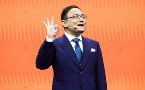 你们也配骂罗振宇：正确解读罗振宇跨年演讲的姿势