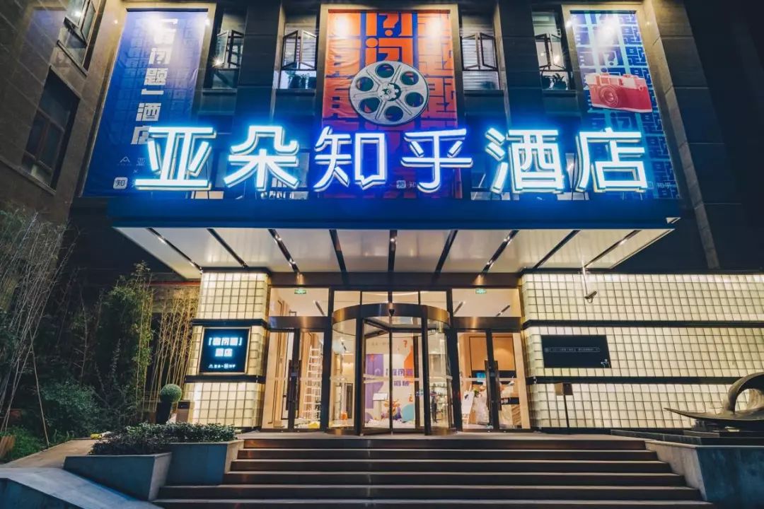 知乎同学，不管什么商业模式，请抓紧上市！