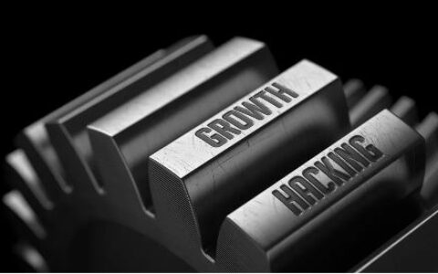 如何快速获得用户，实现营收增长?