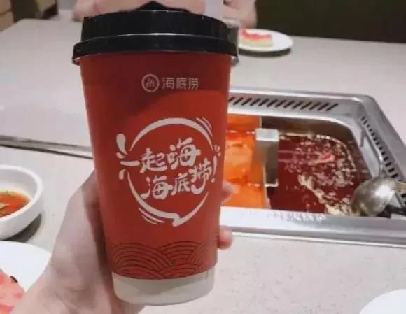 商业增长：“不务正业”还是“不误正业”如何看待海底捞卖奶茶