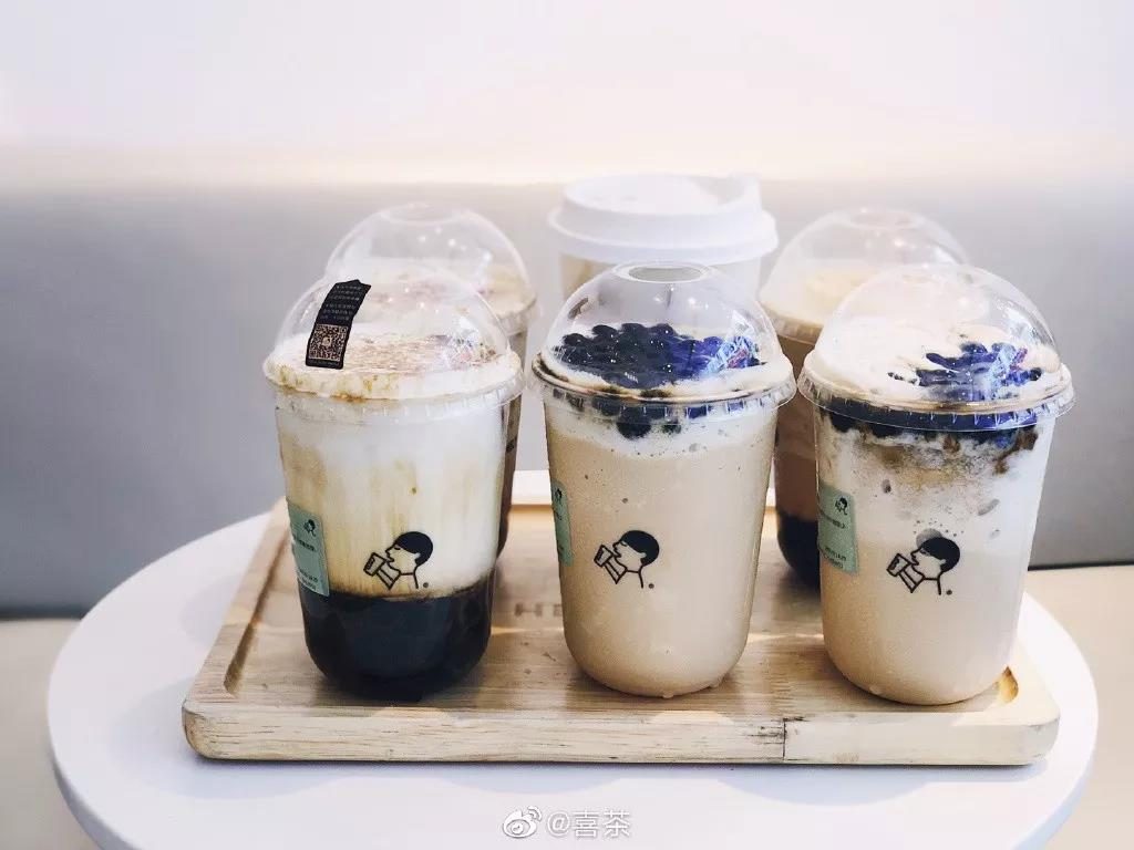 商业增长：“不务正业”还是“不误正业”如何看待海底捞卖奶茶