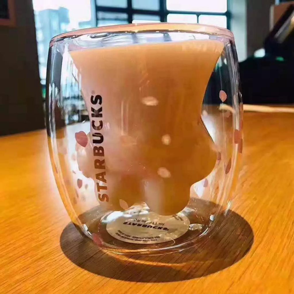 增长运营:星巴克“猫爪杯”爆火背后的营销秘密