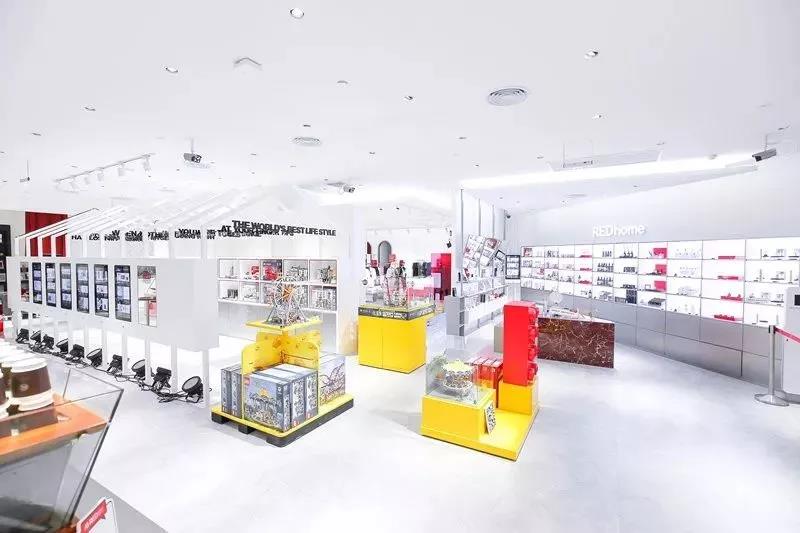 小红书线下体验店开业啦