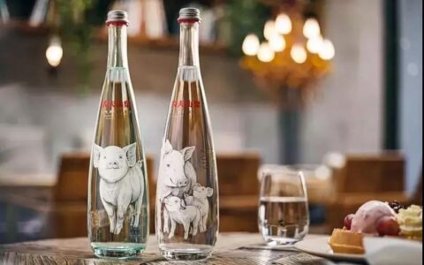 农夫山泉用了哪些营销套路才那么火